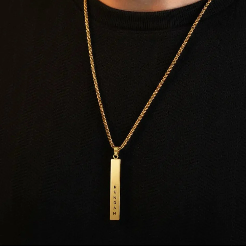 24K Gold Plated Personalize Vertical Engrave Name Locket